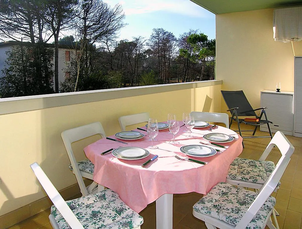 Apartment Pine Wood Bibione Italien